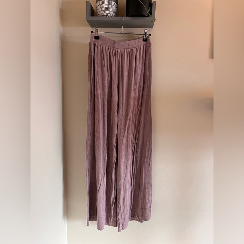Forever 21 mauve stretchy lounge pants